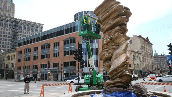 Tony Cragg's "Mixed Feelings," part of last year's Sculpture Milwaukee, has been gifted to the City of Milwaukee by an anonymous donor and was installed Monday in front of City Hall.